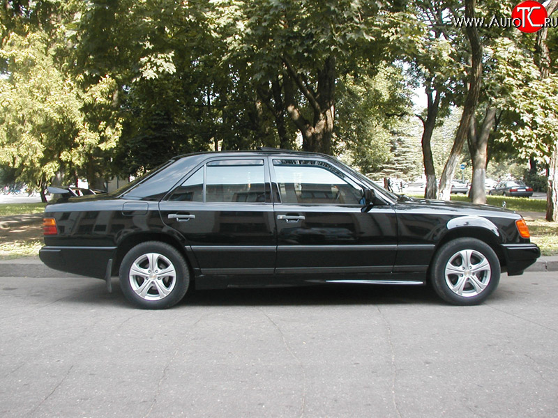 3 199 р. Пороги накладки Classic Mercedes-Benz E-Class W124 седан дорестайлинг (1984-1993)  с доставкой в г. Омск