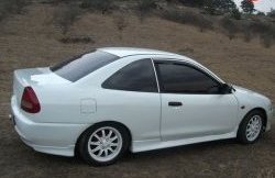 Комплект универсальных накладок M-VRS на задний бампер автомобиля Hyundai Coupe (2002-2008)