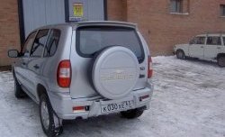 2 299 р. Чехол запасного колеса Chevrolet  Chevrolet Niva  2123 (2002-2020), Лада 2123 (Нива Шевроле) (2002-2021), Лада Нива Трэвел (2021-2024) (Неокрашенный)  с доставкой в г. Омск. Увеличить фотографию 2