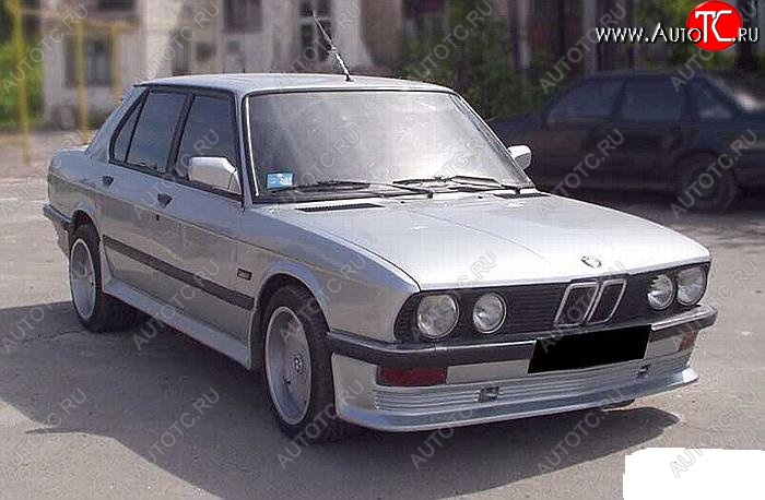 4 499 р. Накладка на передний бампер Jaguar BMW 5 серия E28 седан (1981-1988)  с доставкой в г. Омск