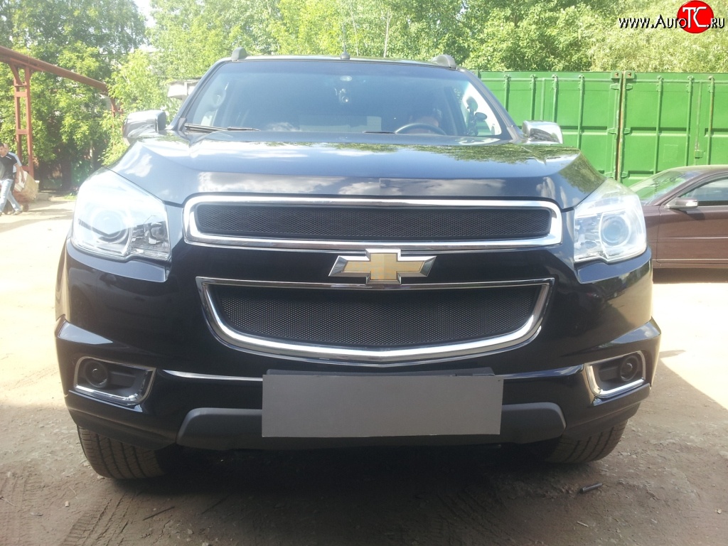 1 469 р. Нижняя сетка на бампер Russtal (черная) Chevrolet Trailblazer GM800 дорестайлинг (2012-2016)  с доставкой в г. Омск