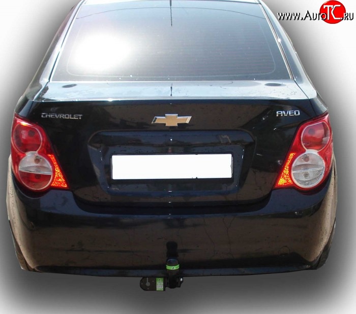 7 349 р. Фаркоп Leader Chevrolet Aveo T300 седан (2011-2015) (Без электропакета)  с доставкой в г. Омск