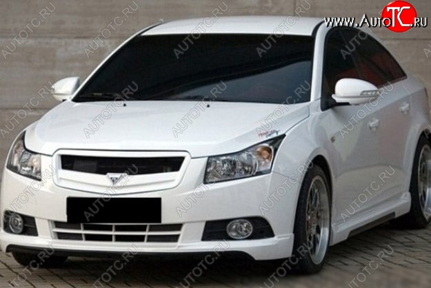 2 999 р. Решётка радиатора Road Runs style Chevrolet Cruze J305 хэтчбек дорестайлинг (2009-2012) (Неокрашенная)  с доставкой в г. Омск