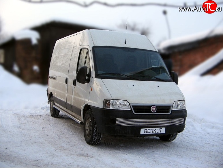 5 999 р. Декоративная вставка воздухозаборника (рестайлинг) Berkut Fiat Ducato 230 (1994-2002)  с доставкой в г. Омск