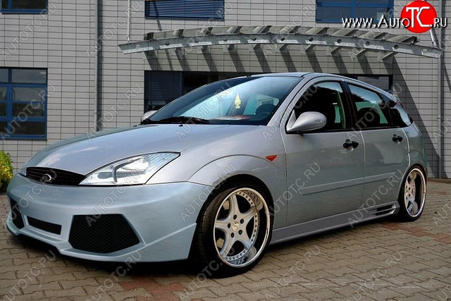 28 999 р. Передний бампер Golardo  Ford Focus  1 (1998-2005) седан дорестайлинг, универсал дорестайлинг, хэтчбэк 3 дв. дорестайлинг, хэтчбэк 5 дв. дорестайлинг, седан рестайлинг, универсал рестайлинг, хэтчбэк 3 дв. рестайлинг, хэтчбэк 5 дв. рестайлинг  с доставкой в г. Омск