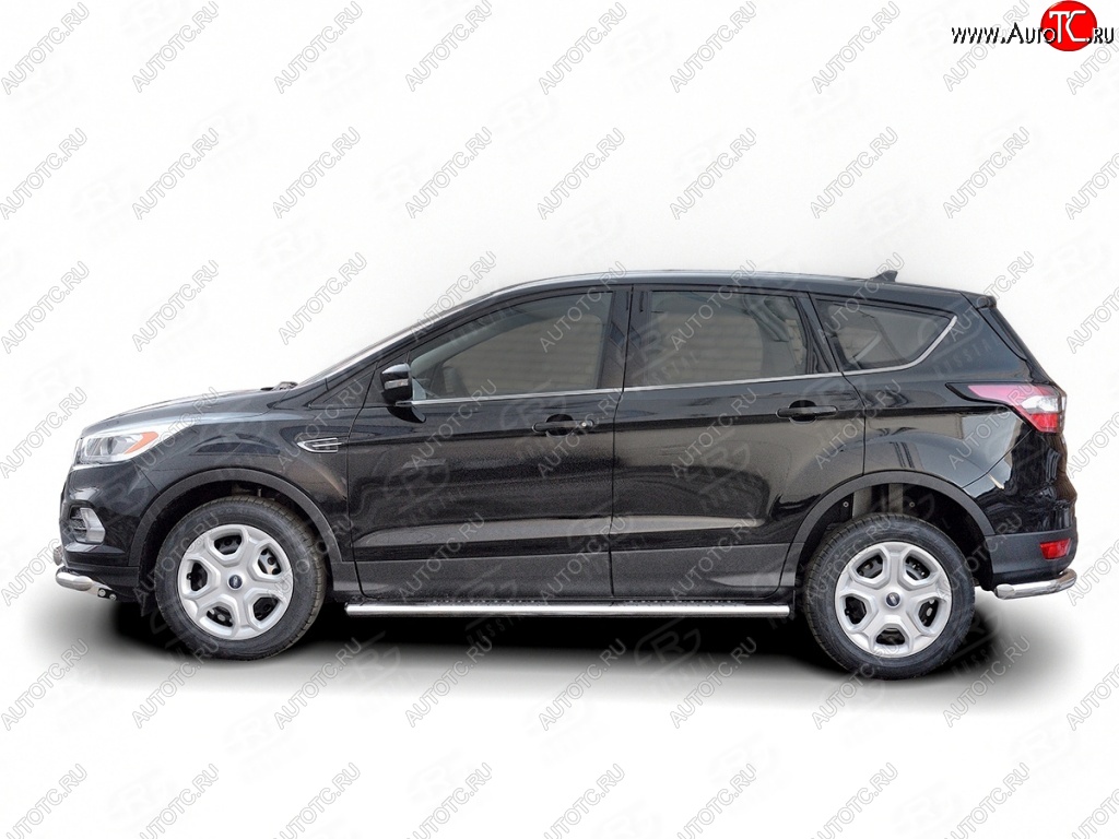 27 699 р. Порожки для ног (труба Ø120х60, овал с проступью) Russtal Ford Kuga 2 рестайлинг (2016-2019)  с доставкой в г. Омск