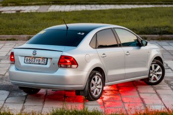 3 899 р. Лип спойлер Racing  Volkswagen Polo  5 (2009-2020) седан дорестайлинг, хэтчбек рестайлинг (Неокрашенный)  с доставкой в г. Омск. Увеличить фотографию 4