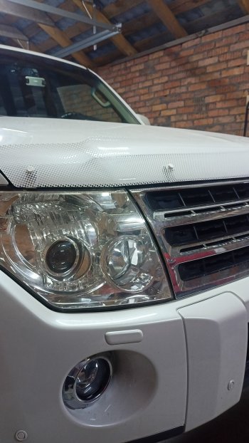 2 299 р. Дефлектор капота CA-Plastiс  Mitsubishi Pajero  4 V90 (2006-2015) дорестайлинг, 1-ый рестайлинг (Шелкография белая)  с доставкой в г. Омск. Увеличить фотографию 4