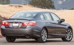 3 499 р. Лип спойлер Сабля Honda Accord CR седан дорестайлинг (2013-2016) (Неокрашенный)  с доставкой в г. Омск. Увеличить фотографию 2