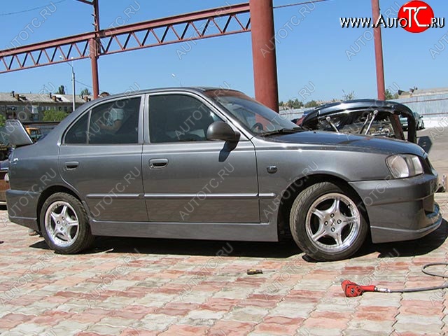 4 849 р. Пороги накладки Racer Hyundai Accent седан ТагАЗ (2001-2012) (Неокрашенные)  с доставкой в г. Омск