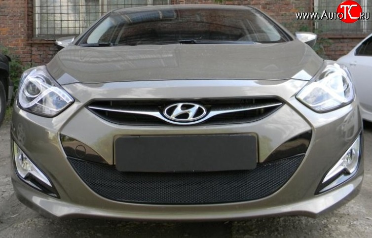 2 099 р. Сетка на бампер Russtal (черная) Hyundai I40 1 VF дорестайлинг седан (2011-2015)  с доставкой в г. Омск