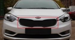 1 469 р. Сетка в решетку радиатора Russtal  KIA Cerato  3 YD (2013-2016) дорестайлинг седан (черная)  с доставкой в г. Омск. Увеличить фотографию 1