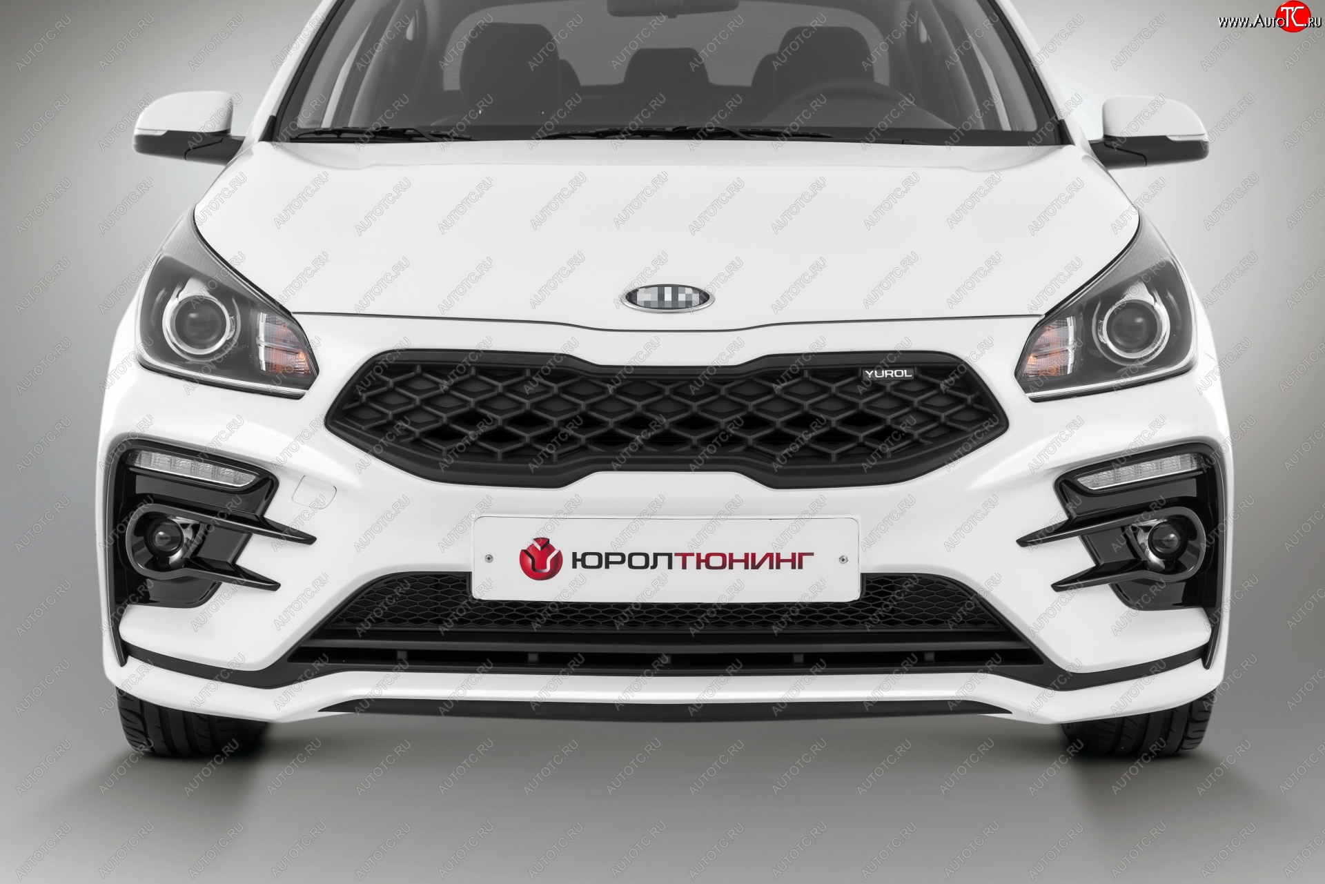 17 999 р. Передний бампер Kudos Romb  KIA Rio  4 FB (2016-2020) дорестайлинг седан (Под прямоугольные ДХО с ПТФ, Неокрашенный)  с доставкой в г. Омск