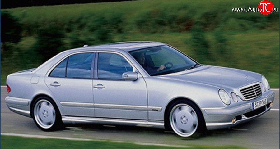 8 149 р. Пороги накладки AMG E55 Mercedes-Benz E-Class W210 дорестайлинг седан (1996-1999) (Неокрашенные)  с доставкой в г. Омск