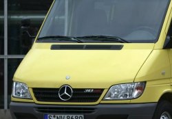 13 549 р. Пластиковый капот (Classic) Стандартный Mercedes-Benz Sprinter W901 (1995-2000)  с доставкой в г. Омск. Увеличить фотографию 3