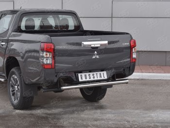 11 999 р. Защита заднего бампера (Ø120x60 мм с проступью, нержавейка) Russtal  Mitsubishi L200  5 KK,KL (2018-2022) рестайлинг  с доставкой в г. Омск. Увеличить фотографию 2