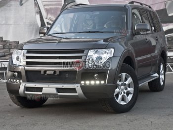 8 199 р. Решётка радиатора BROOMER Design Mitsubishi Pajero 4 V90 дорестайлинг (2006-2011) (Неокрашенная)  с доставкой в г. Омск. Увеличить фотографию 2