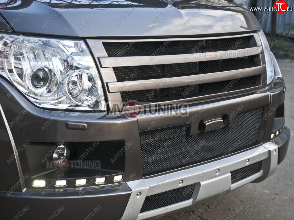 8 199 р. Решётка радиатора BROOMER Design Mitsubishi Pajero 4 V90 дорестайлинг (2006-2011) (Неокрашенная)  с доставкой в г. Омск