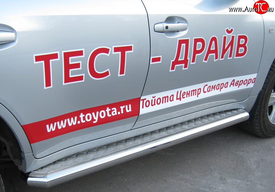 34 899 р. Широкая защита порогов Russtal Toyota Land Cruiser 200 дорестайлинг (2007-2012)  с доставкой в г. Омск