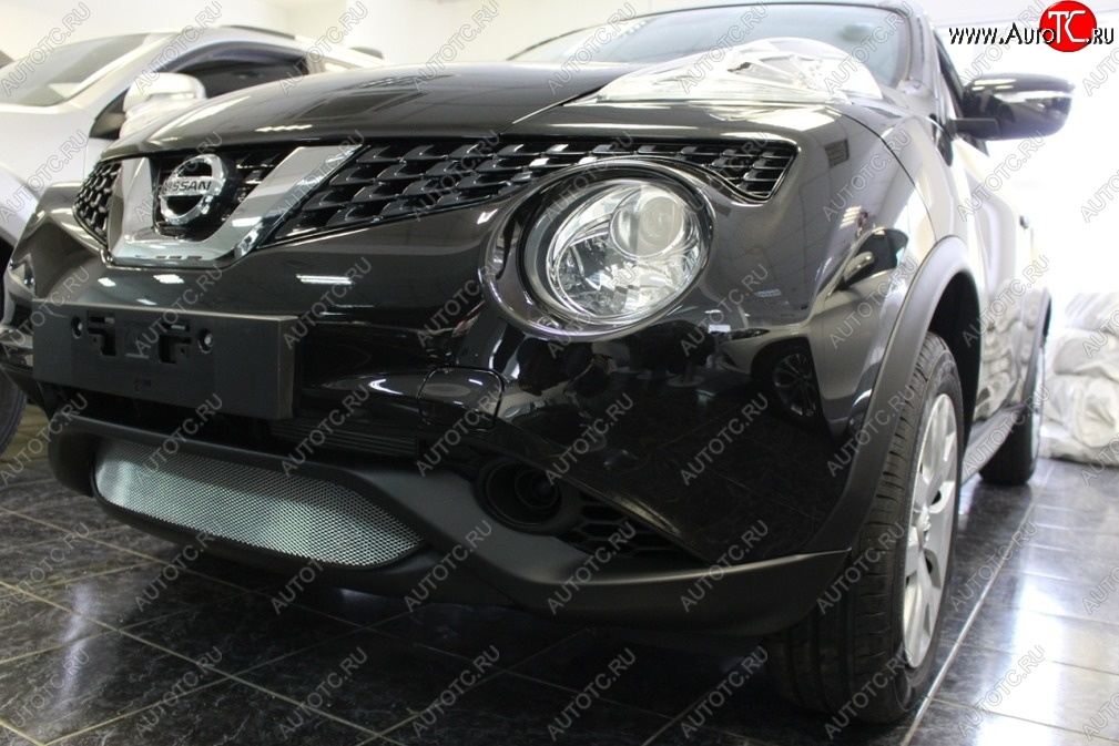 1 479 р. Защитная решётка в воздуховод автомобиля Russtal (хром)  Nissan Juke  1 YF15 (2014-2020) рестайлинг  с доставкой в г. Омск