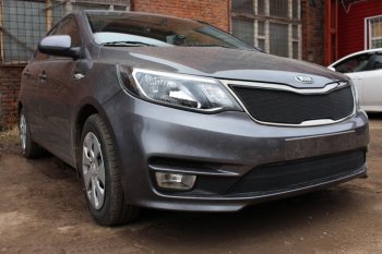 3 199 р. Защитная сетка в бампер (низ, ячейка 3х7 мм) Alfeco Стандарт KIA Rio 3 QB рестайлинг седан (2015-2017) (Чёрная)  с доставкой в г. Омск. Увеличить фотографию 2