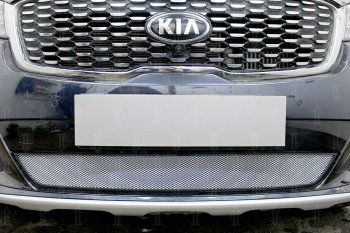 3 199 р. Защитная сетка в бампер (низ, ячейка 3х7 мм) Alfeco Стандарт  KIA Sorento  UM/Prime (2018-2020) рестайлинг (Хром)  с доставкой в г. Омск. Увеличить фотографию 2