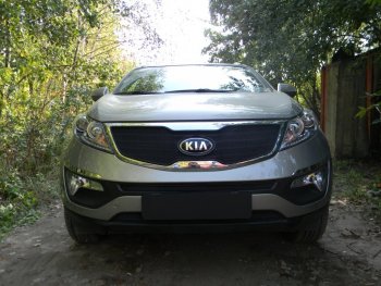 2 659 р. Защитная сетка в бампер (низ, ячейка 3х7 мм) Alfeco Стандарт  KIA Sportage  3 SL (2010-2016) дорестайлинг, рестайлинг (Чёрная)  с доставкой в г. Омск. Увеличить фотографию 1