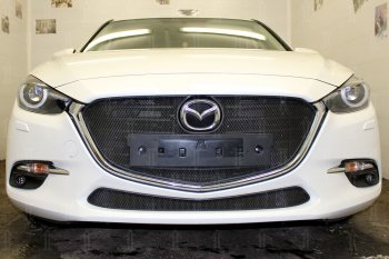 2 799 р. Защитная сетка в бампер (низ, ячейка 3х7 мм) Alfeco Стандарт Mazda 3/Axela BM рестайлинг седан (2016-2019) (Чёрная)  с доставкой в г. Омск. Увеличить фотографию 1