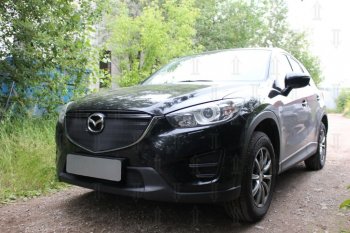 3 399 р. Защитная сетка в бампер (верх, ячейка 3х7 мм) Alfeco Стандарт Mazda CX-5 KE рестайлинг (2015-2017) (Чёрная)  с доставкой в г. Омск. Увеличить фотографию 2