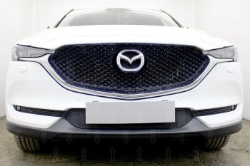 3 099 р. Защитная сетка в бампер (низ, ячейка 3х7 мм) Alfeco Стандарт  Mazda CX-5  KF (2016-2024) (Чёрная)  с доставкой в г. Омск. Увеличить фотографию 1