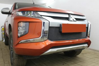 2 559 р. Защитная сетка в бампер (низ, ячейка 3х7 мм) Alfeco Стандарт Mitsubishi L200 5 KK,KL рестайлинг (2018-2022) (Чёрная)  с доставкой в г. Омск. Увеличить фотографию 4