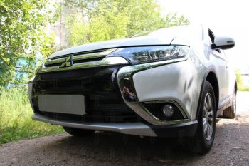 6 999 р. Защитная сетка в бампер (4 части, ячейка 3х7 мм) Alfeco Стандарт Mitsubishi Outlander GF 2-ой рестайлинг (2015-2018) (Чёрная)  с доставкой в г. Омск. Увеличить фотографию 2