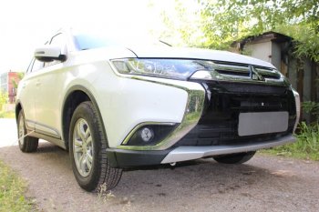 6 999 р. Защитная сетка в бампер (4 части, ячейка 3х7 мм) Alfeco Стандарт Mitsubishi Outlander GF 2-ой рестайлинг (2015-2018) (Чёрная)  с доставкой в г. Омск. Увеличить фотографию 3