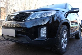 3 989 р. Защитная сетка в бампер (низ, ячейка 4х10 мм) Alfeco Премиум KIA Sorento XM рестайлинг (2012-2015) (Чёрная)  с доставкой в г. Омск. Увеличить фотографию 4