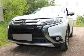 10 399 р. Защитная сетка в бампер (3 части, ячейка 4х10 мм) Alfeco Премиум  Mitsubishi Outlander  GF (2015-2018) 2-ой рестайлинг (Чёрная)  с доставкой в г. Омск. Увеличить фотографию 2