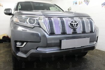 4 499 р. Защитная сетка в бампер (низ, ячейка 4х10 мм) Стрелка11 Премиум Toyota Land Cruiser Prado J150 2-ой рестайлинг (2017-2020) (Хром)  с доставкой в г. Омск. Увеличить фотографию 2