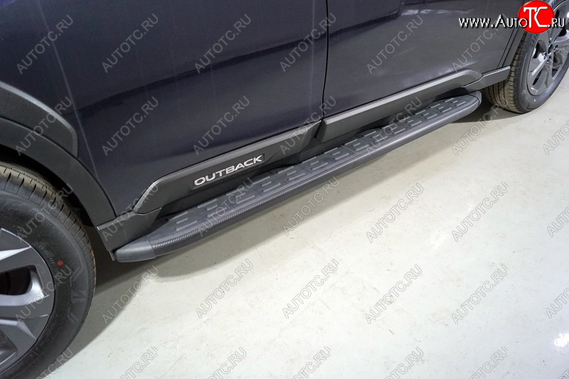 21 349 р. Пороги алюминиевые с пластиковой накладкой ТСС Тюнинг  Subaru Outback  BT (2019-2024) универсал (карбон черные)  с доставкой в г. Омск