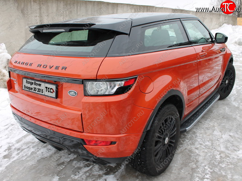 21 349 р. Пороги алюминиевые с пластиковой накладкой, ТСС Тюнинг  Land Rover Range Rover Evoque  1 L538 (2015-2018) рестайлинг 3 дв. (карбон серебро )  с доставкой в г. Омск