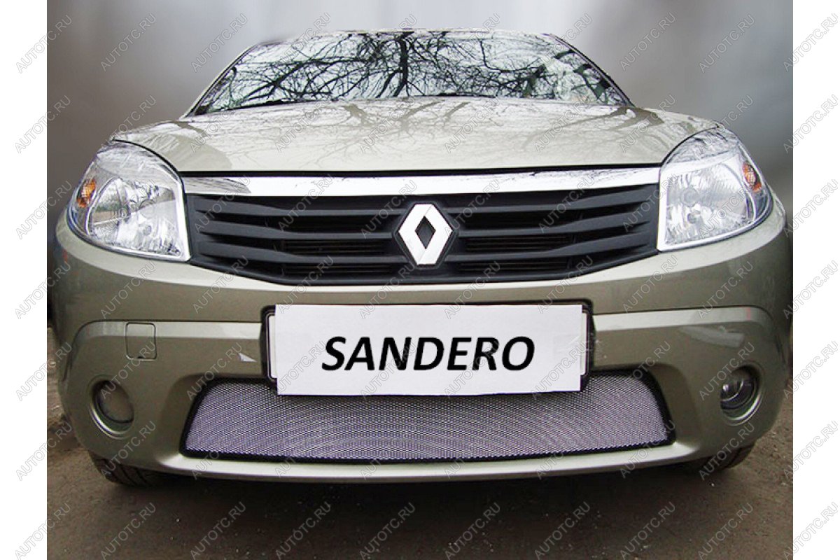 2 599 р. Защита радиатора Стрелка11 Стандарт  Renault Sandero  (BS) (2009-2014) (хром)  с доставкой в г. Омск