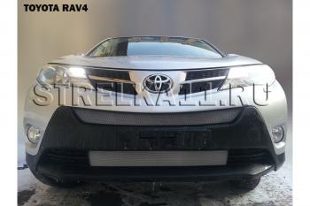 2 599 р. Защита радиатора (верх) Стрелка11 Стандарт  Toyota RAV4  XA40 (2012-2015) 5 дв. дорестайлинг (хром)  с доставкой в г. Омск. Увеличить фотографию 1