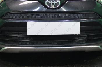 3 399 р. Защита радиатора (низ 2 части) Стрелка11 Стандарт  Toyota RAV4  XA40 (2015-2019) 5 дв. рестайлинг (черная)  с доставкой в г. Омск. Увеличить фотографию 1