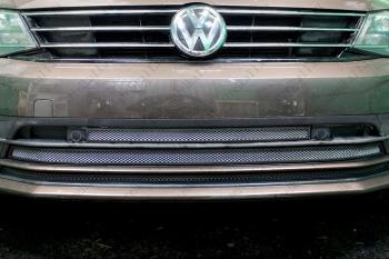 4 299 р.  Защита радиатора (3 части) Стрелка11 Стандарт  Volkswagen Jetta  A6 (2015-2018) седан рестайлинг (хром)  с доставкой в г. Омск. Увеличить фотографию 1