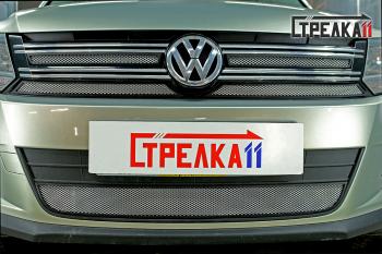 4 099 р. Защита радиатора (верх 4 части) Стрелка11 Стандарт  Volkswagen Tiguan  NF (2011-2017) рестайлинг (хром)  с доставкой в г. Омск. Увеличить фотографию 1