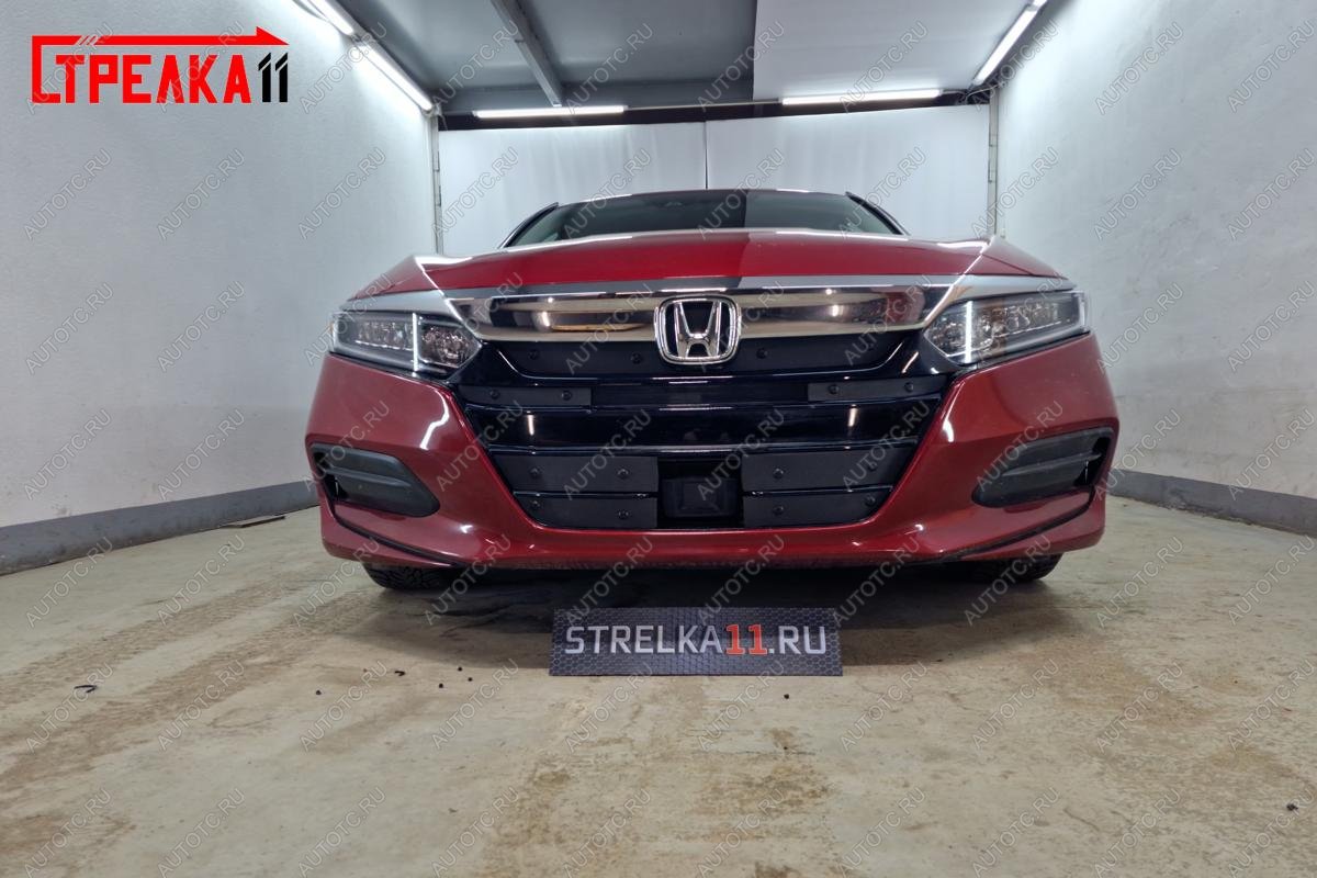 1 459 р. Зимняя заглушка решетки радиатора (верх 4 части) Стрелка11  Honda Accord  CV (2019-2022) (черная)  с доставкой в г. Омск