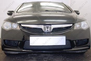 599 р. Зимняя заглушка решетки радиатора Стрелка11  Honda Civic ( FN,  FD) (2008-2012) купе рестайлинг, седан рестайлинг (черная)  с доставкой в г. Омск. Увеличить фотографию 1