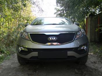 969 р. Зимняя заглушка решетки радиатора (верх) Стрелка11   KIA Sportage  3 SL (2010-2014) дорестайлинг (черная)  с доставкой в г. Омск. Увеличить фотографию 2