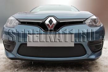 599 р. Зимняя заглушка решетки радиатора (верх, 2 детали) Стрелка11  Renault Fluence (2012-2016) рестайлинг (черная)  с доставкой в г. Омск. Увеличить фотографию 1