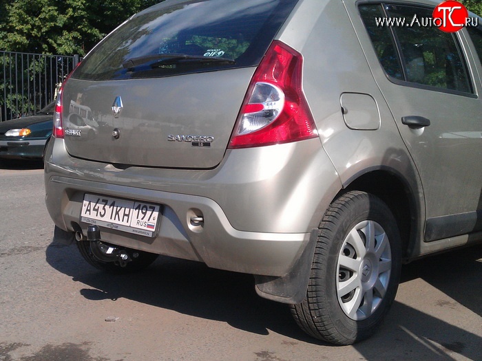 11 999 р. Фаркоп (хетчбек) NovLine Renault Sandero (BS) (2009-2014)  с доставкой в г. Омск