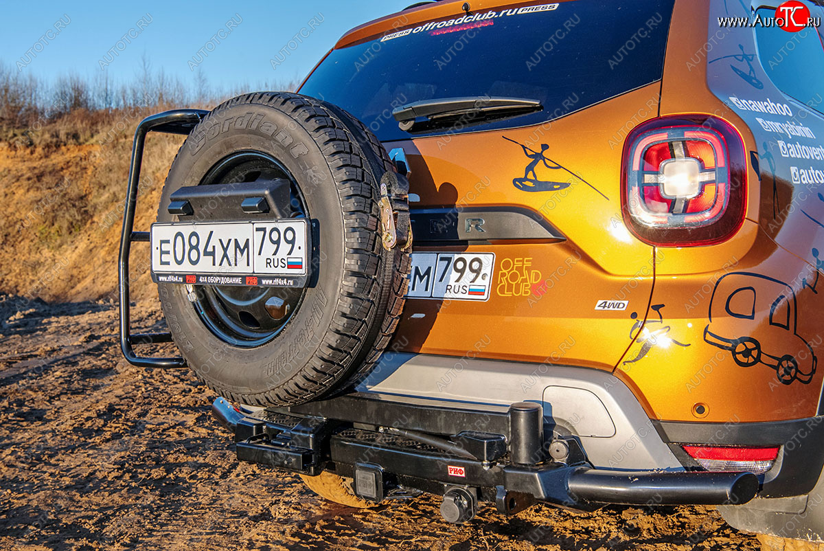 67 999 р. Бампер силовой задний РИФ  Renault Duster  HM (2020-2024) (С квадратом под фаркоп, калиткой и подсветкой номера)  с доставкой в г. Омск