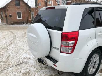 6 949 р. Пластиковый колпак запасного колеса SUZUKI (верхняя часть, 225/70/16)  Suzuki Grand Vitara ( FTB03 3 двери,  3TD62, TL52 5 дверей,  JT 5 дверей,  JT 3 двери,  JT) - Grand Vitara XL7 (неокрашенный)  с доставкой в г. Омск. Увеличить фотографию 13